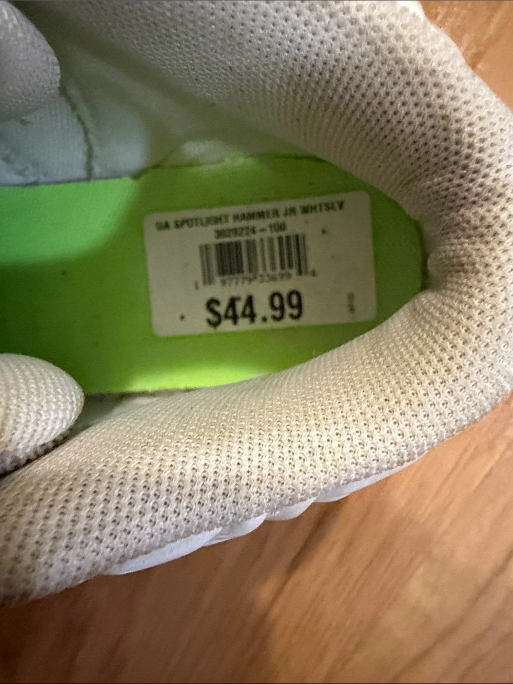 cleats size 2 1/2